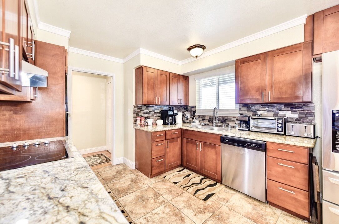 Photo of Kitchen in Southwestern Sacramento