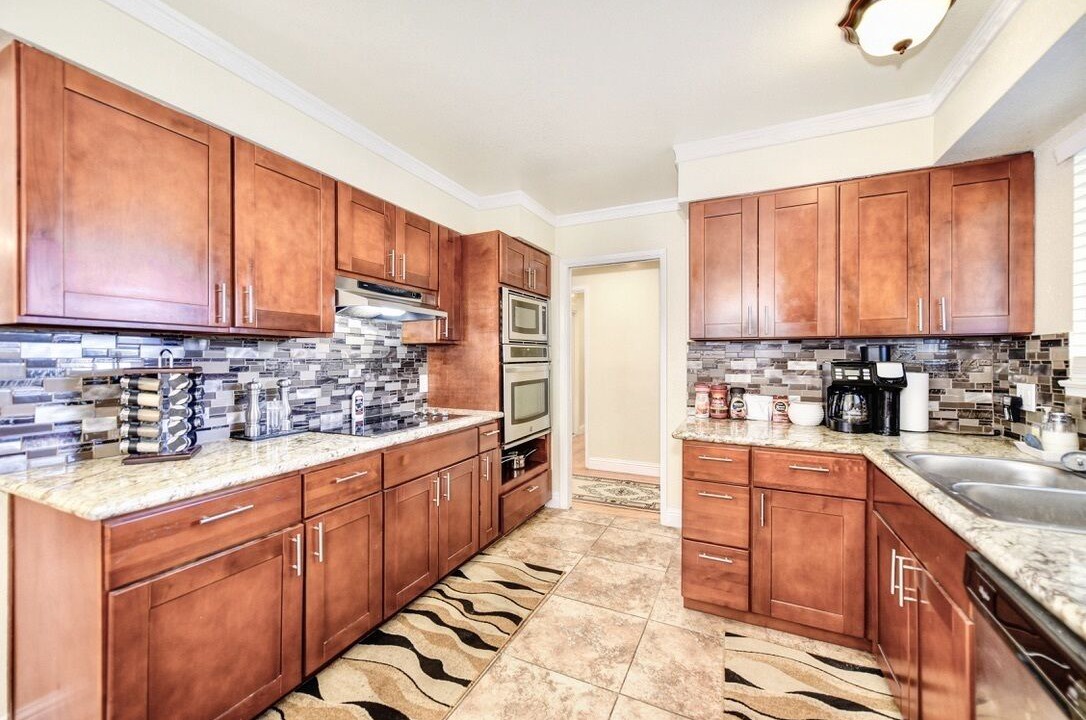 Photo of Kitchen in Southwestern Sacramento