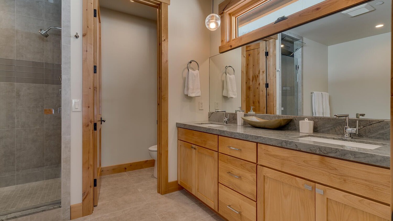 Photo of Bathroom in Tahoe Pines