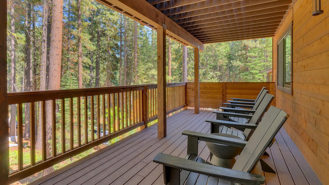 Photo of Patio Balcony in Tahoe Pines