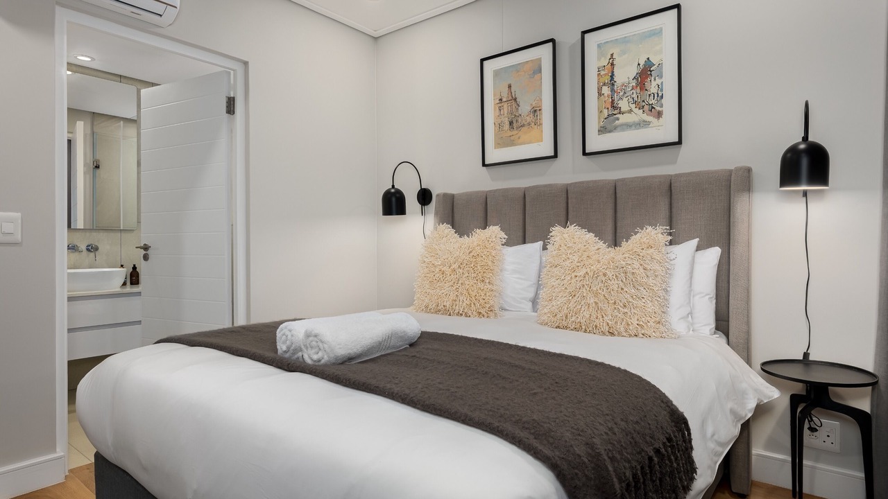 Photo of Bedroom in Sea Point Promenade