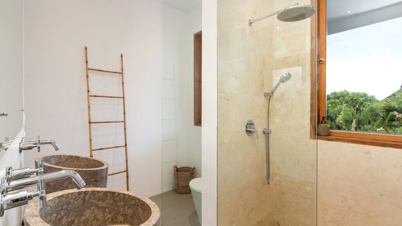 Photo of Bathroom in Babakan