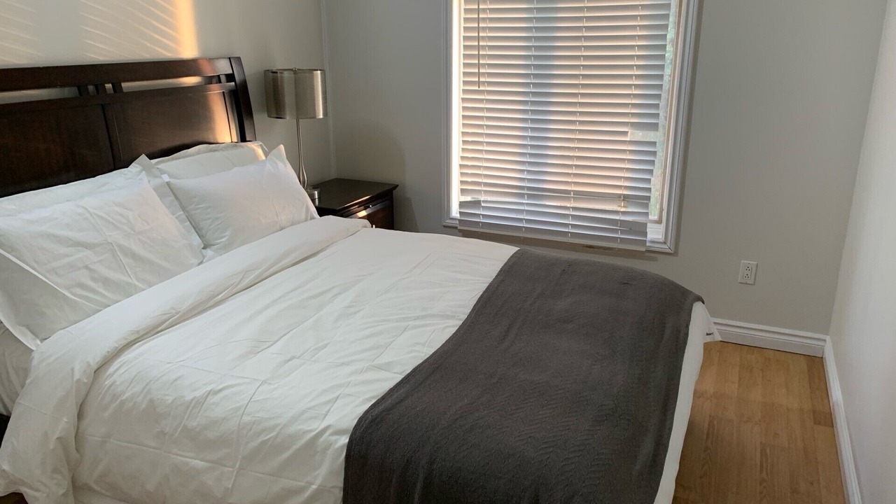 Photo of Bedroom in Lindsay