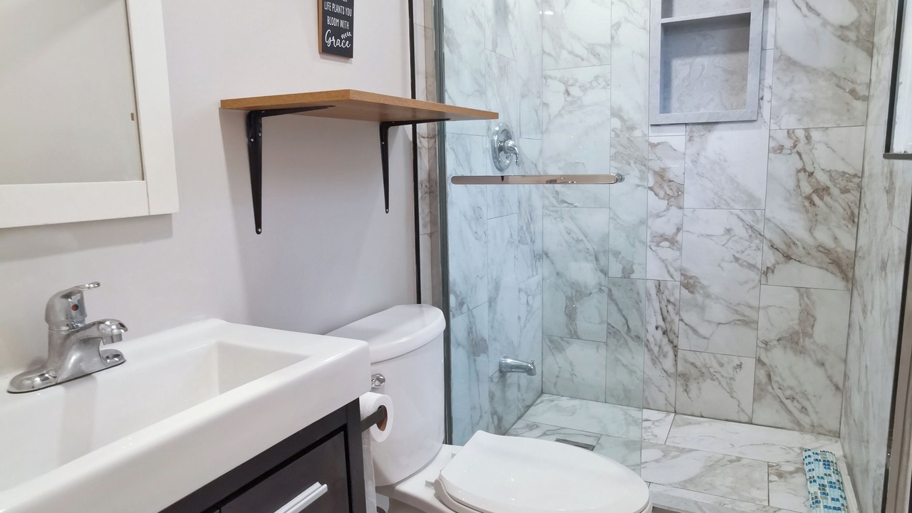 Photo of Bathroom in Lindsay