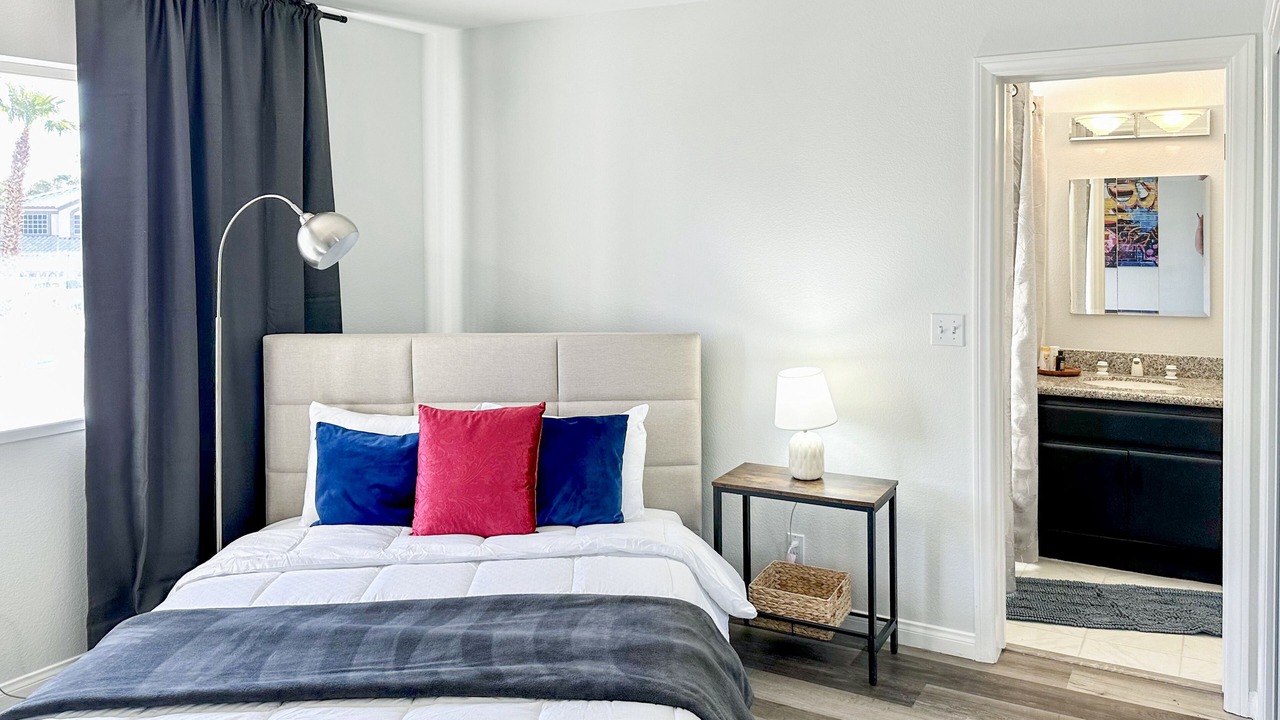 Photo of Bedroom in Desert Shores