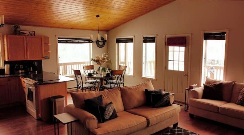 Photo of Livingroom in Division No. 16