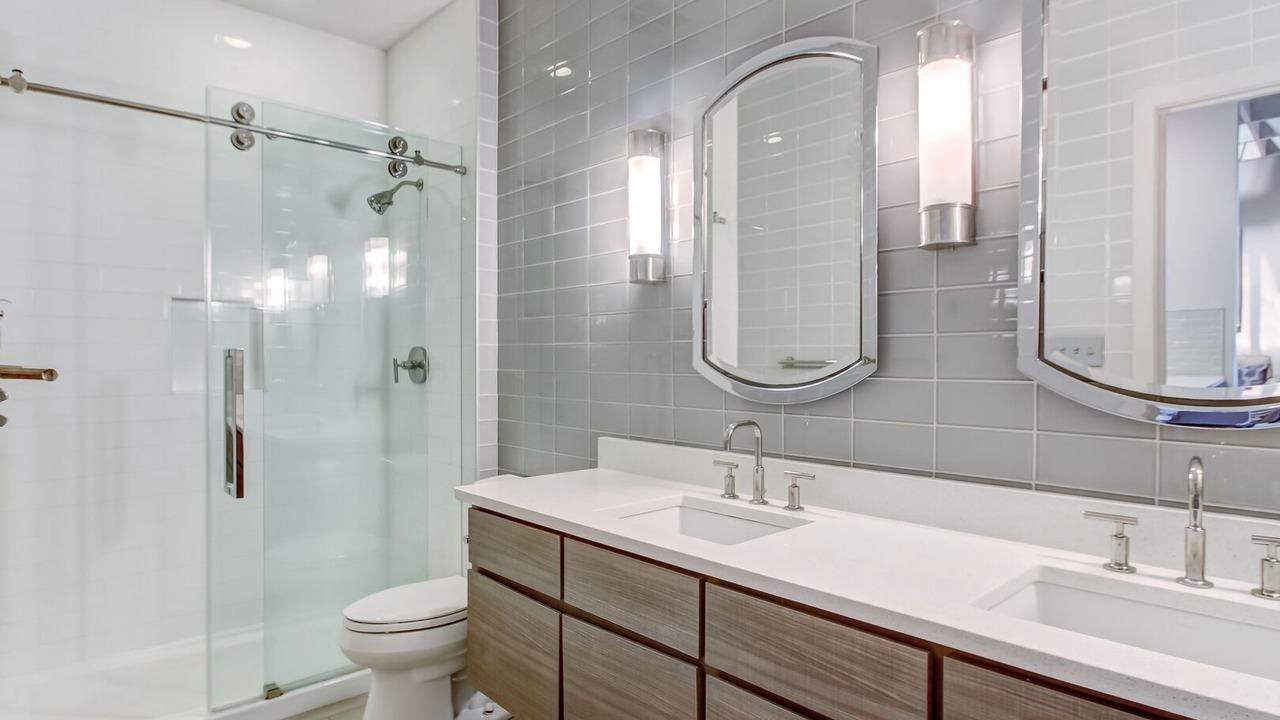 Photo of Bathroom in Historic District - North