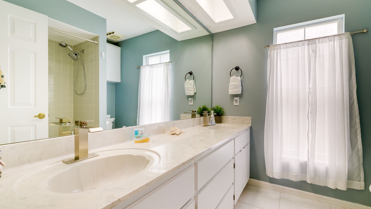 Photo of Bathroom in Dunnellon
