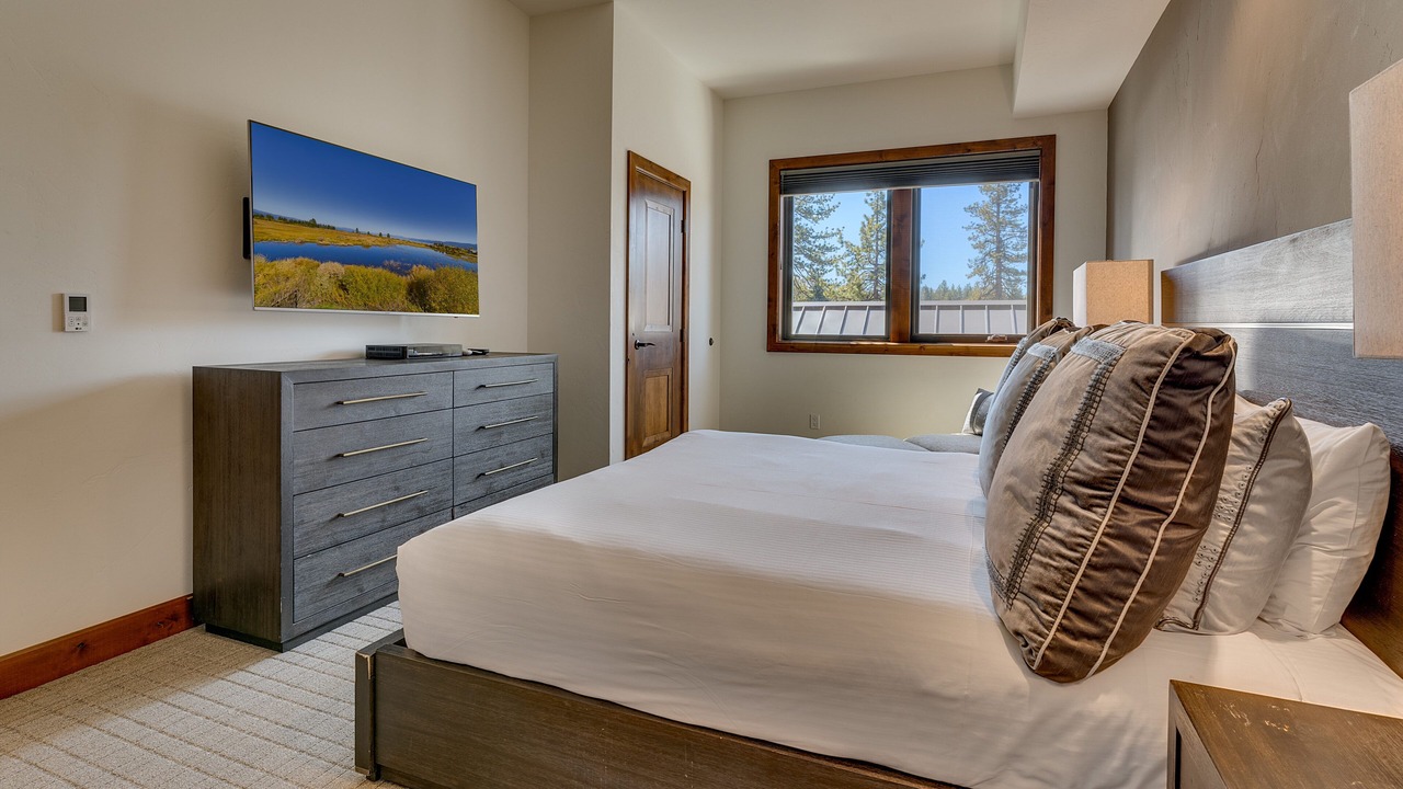 Photo of Bedroom in Lakeside Park
