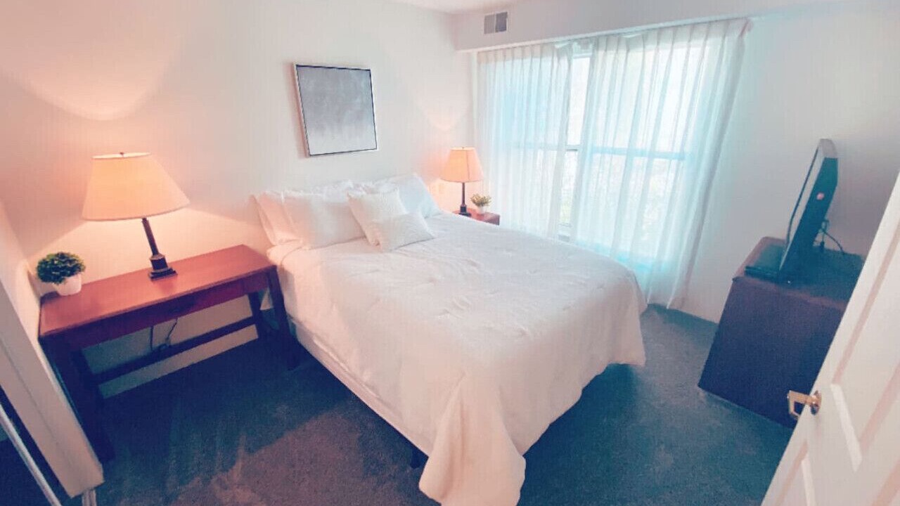 Photo of Bedroom in Greater Greenspoint