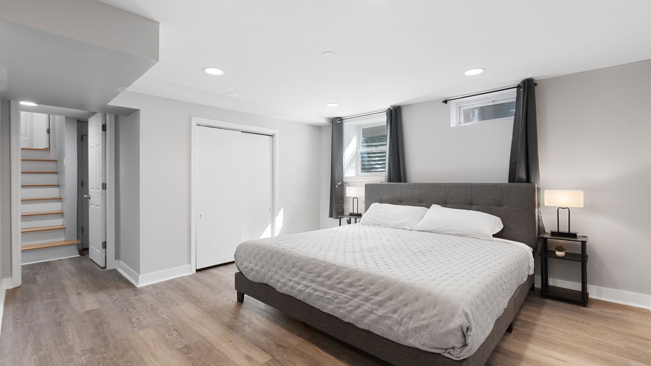 Photo of Bedroom in Arlington Heights