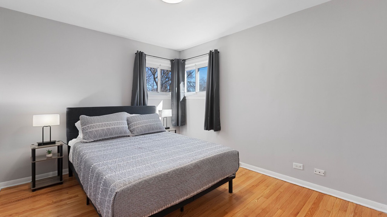 Photo of Bedroom in Arlington Heights