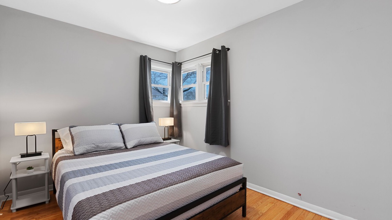 Photo of Bedroom in Arlington Heights