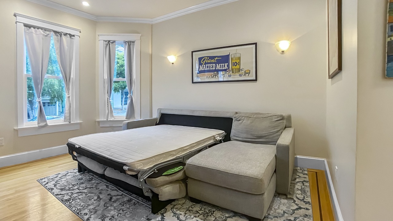 Photo of Bedroom in Noe Valley