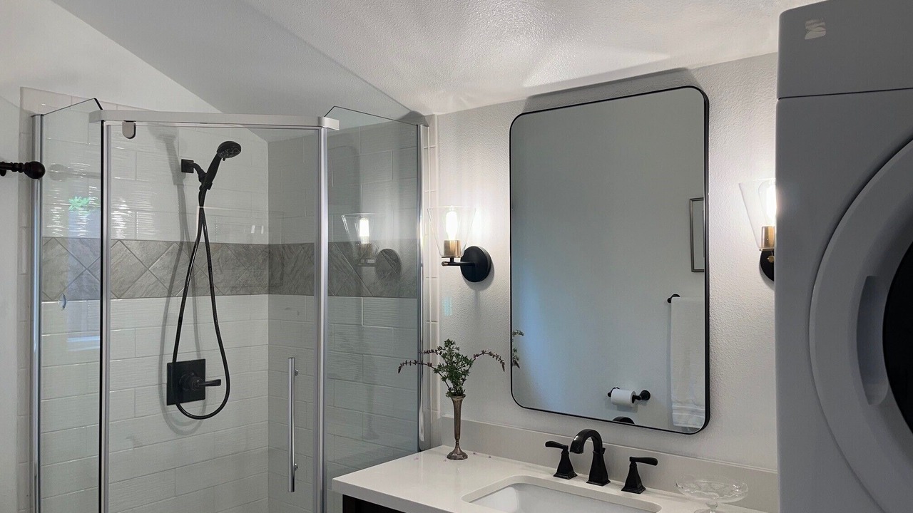 Photo of Bathroom in Montecito