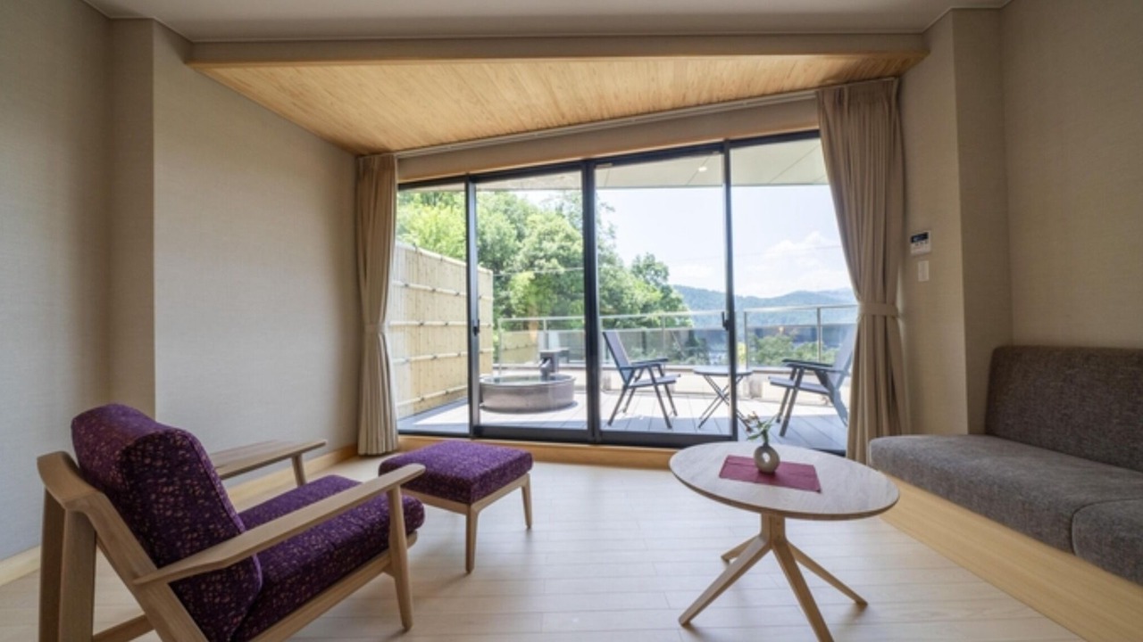 Photo of Livingroom in Hachiman-cho