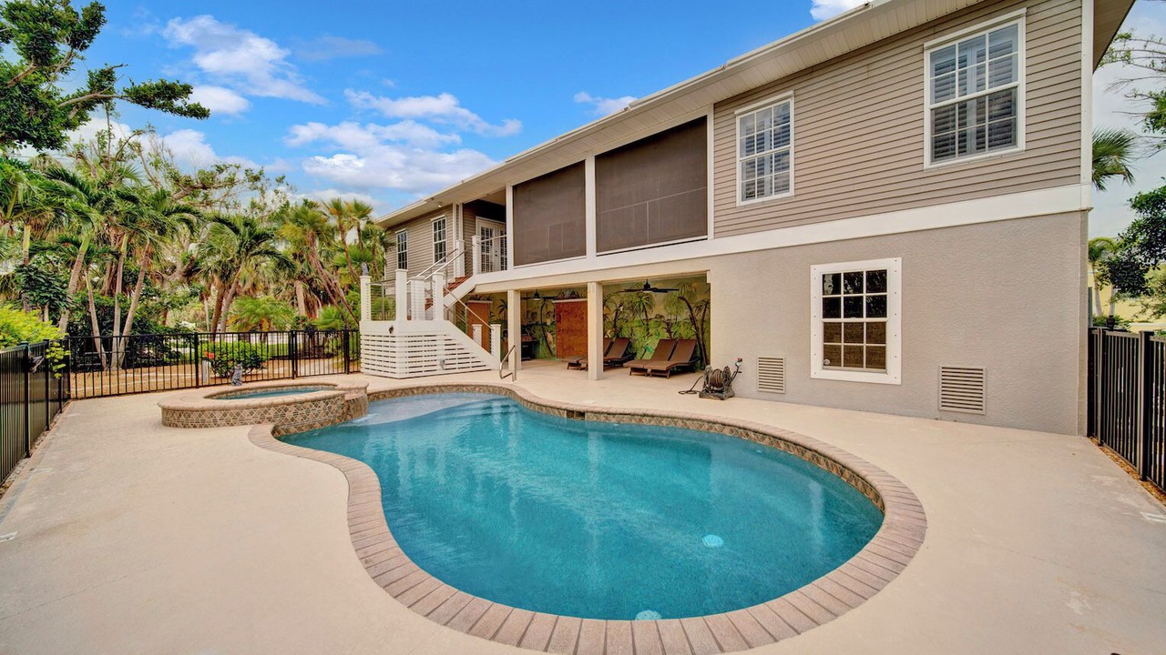 Photo of Outdoor in Beachview Country Club Estates