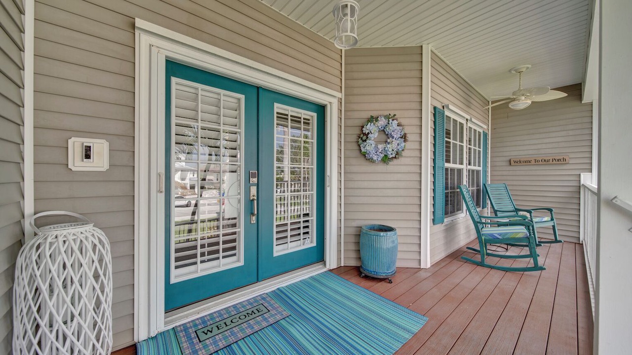 Photo of Patio Balcony in Beachview Country Club Estates