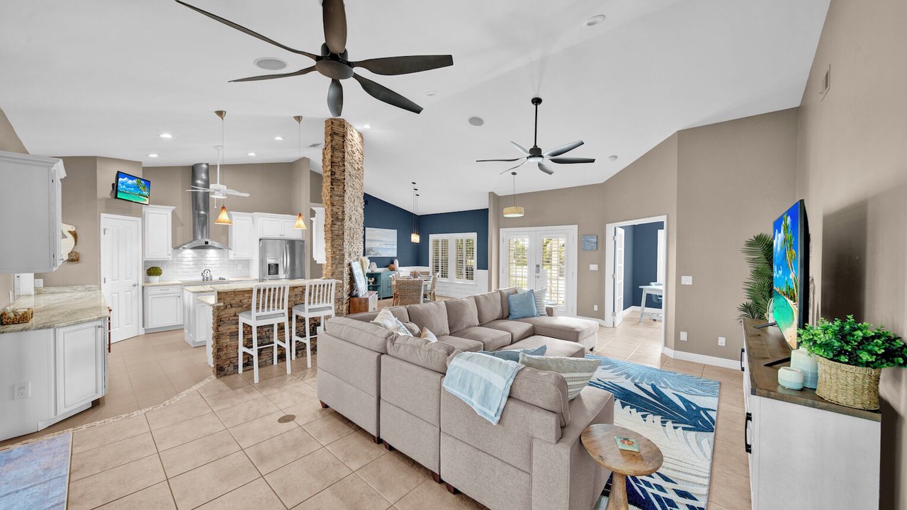Photo of Livingroom in Beachview Country Club Estates
