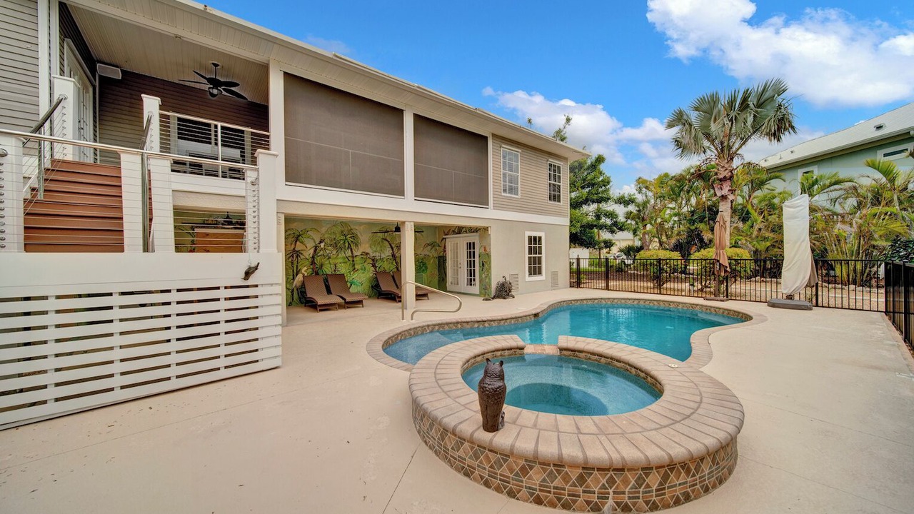 Photo of Outdoor in Beachview Country Club Estates