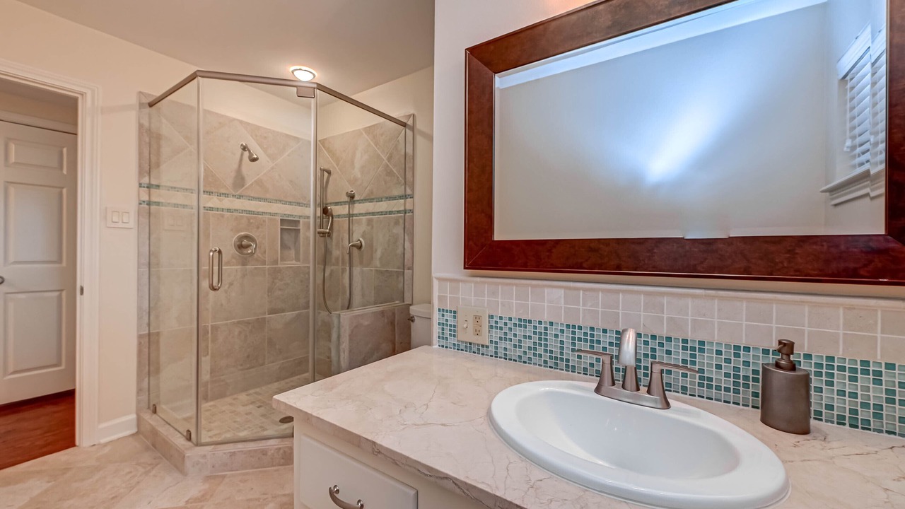 Photo of Bathroom in Spring Branch West