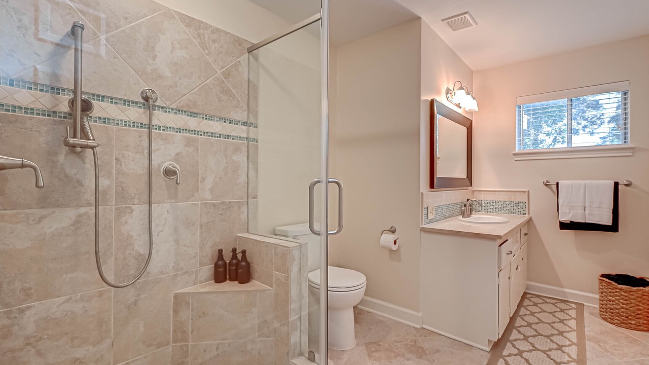 Photo of Bathroom in Spring Branch West