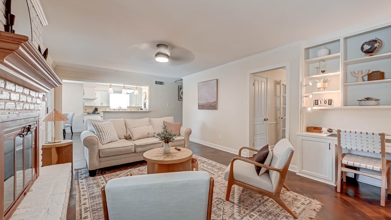 Photo of Livingroom in Spring Branch West