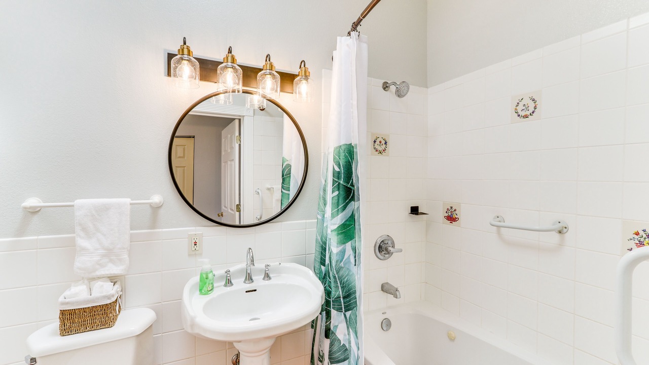 Photo of Bathroom in Eleven Mile Corner