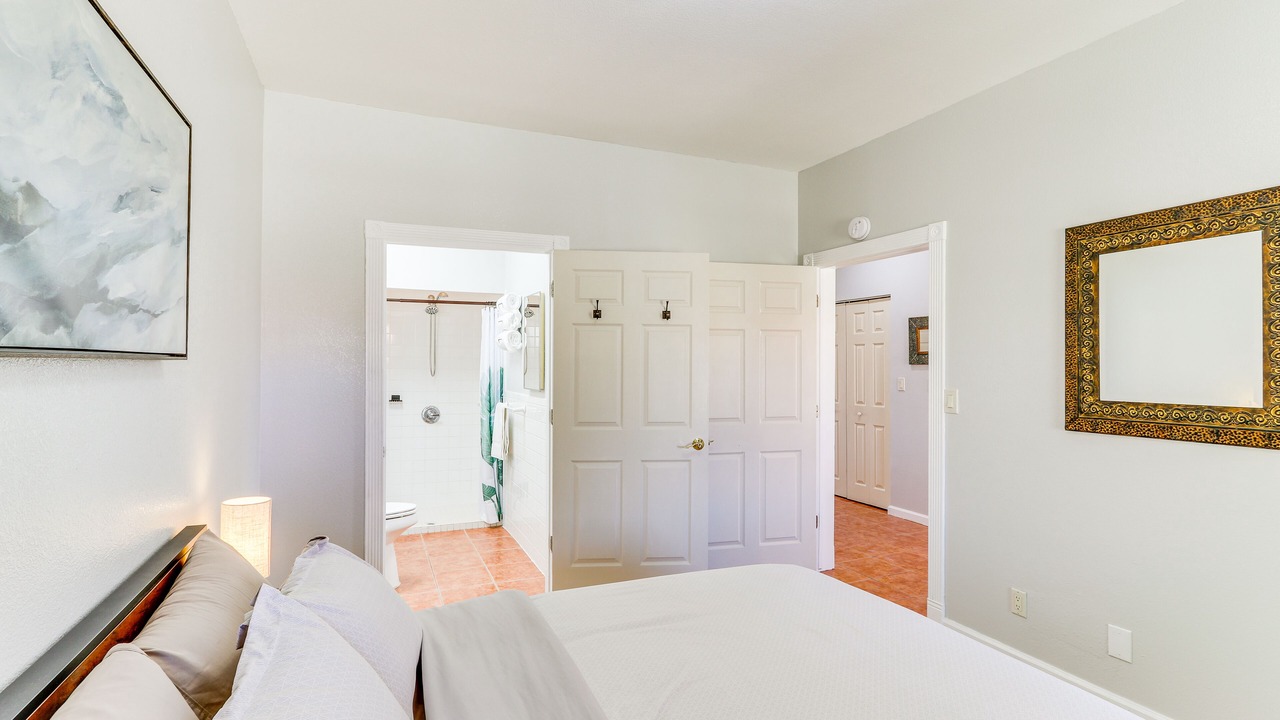 Photo of Bedroom in Eleven Mile Corner