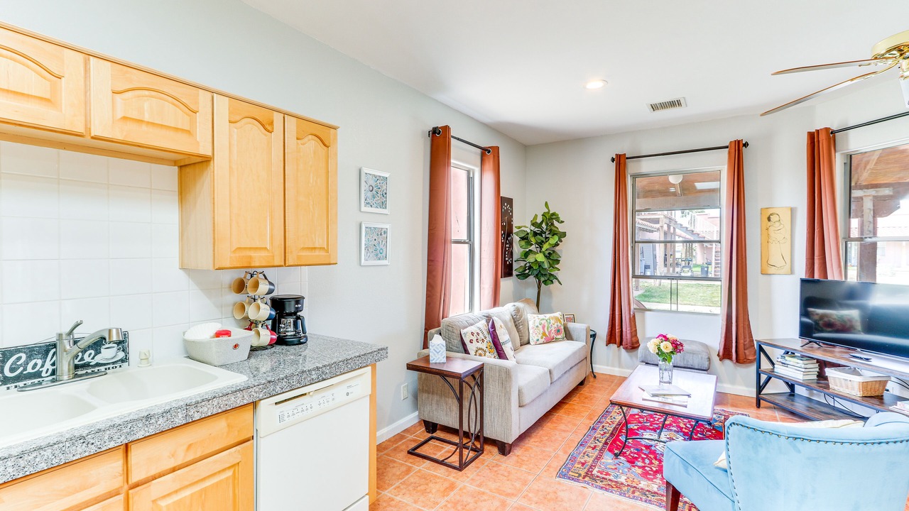 Photo of Livingroom in Eleven Mile Corner
