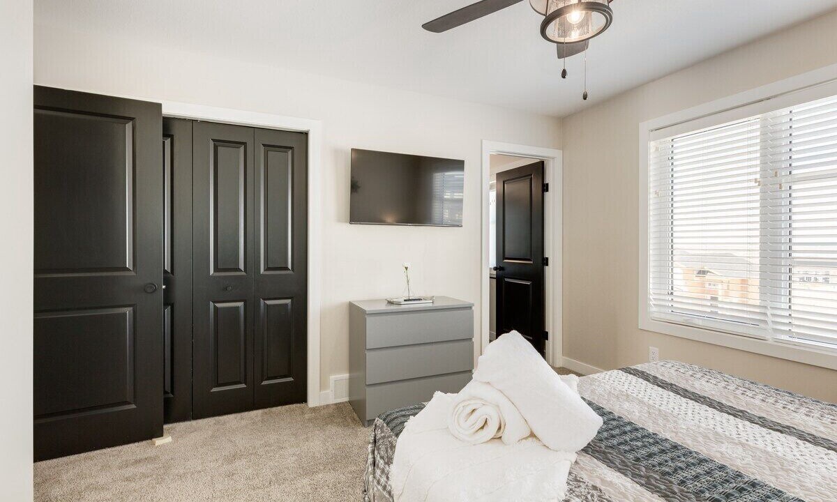 Photo of Bedroom in Sylvan Lake