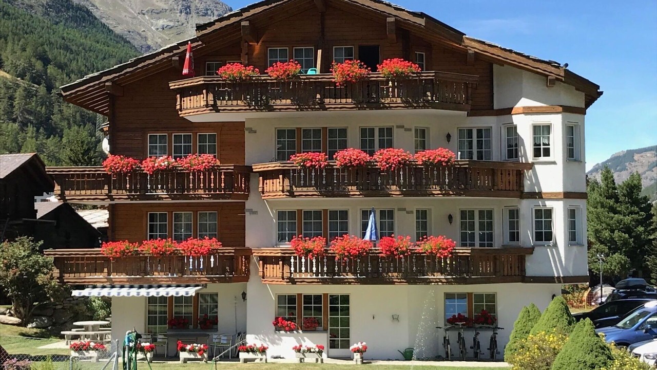 Photo of Others in Saas Grund