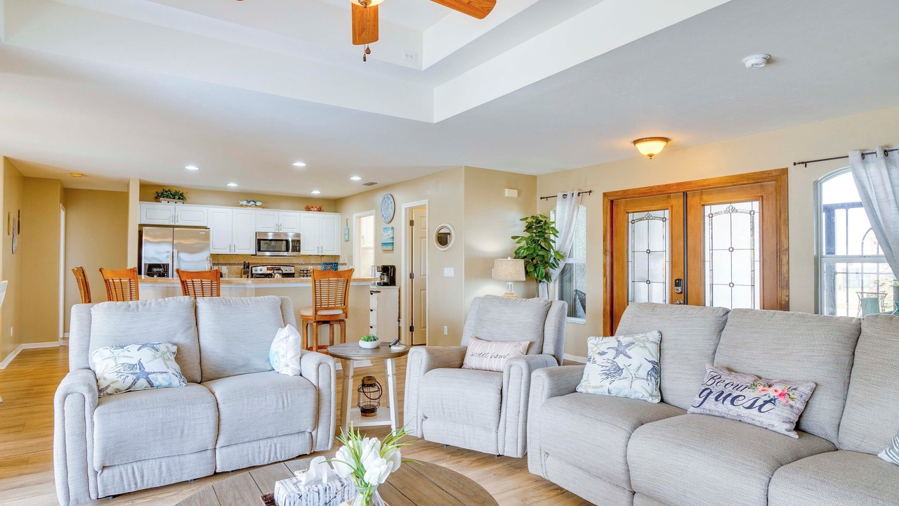 Photo of Livingroom in Mariner