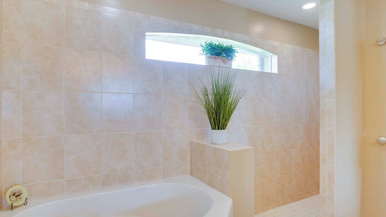 Photo of Bathroom in Mariner