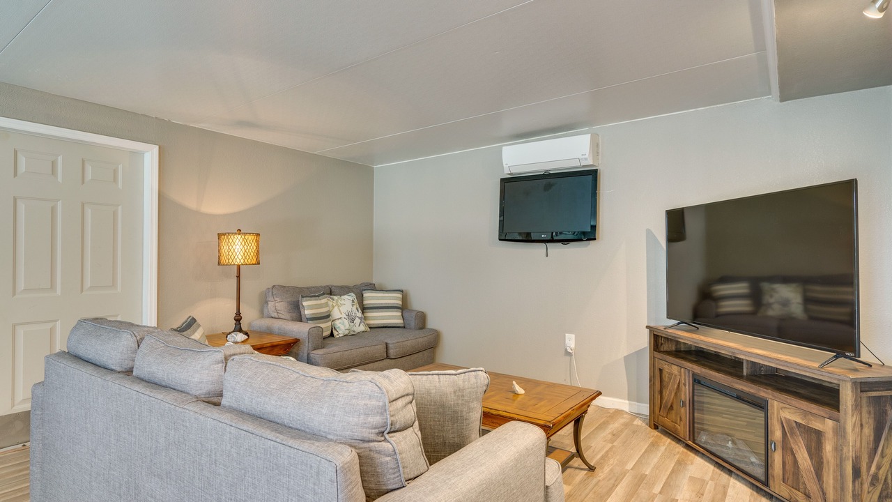 Photo of Livingroom in Mariner