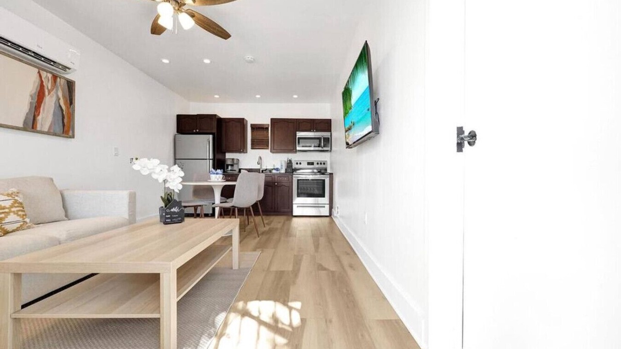 Photo of Livingroom in North Beach