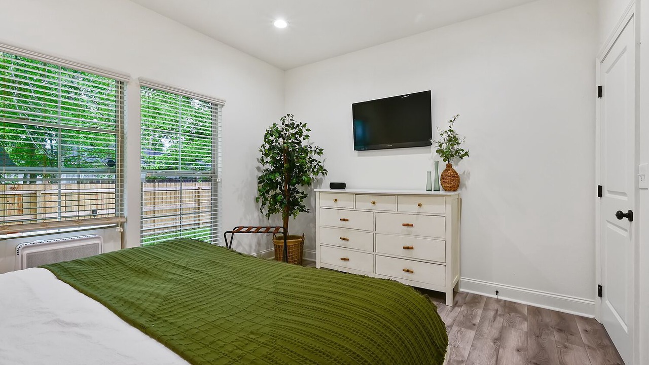 Photo of Bedroom in Highlands - Perkins