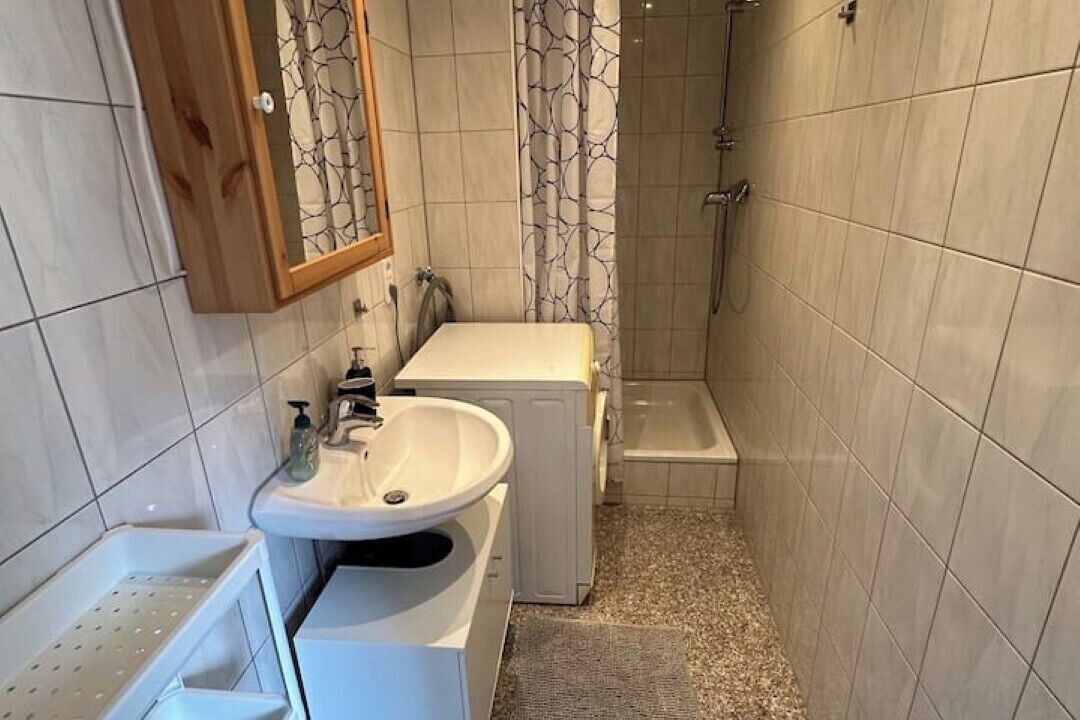 Photo of Bathroom in Neuehrenfeld