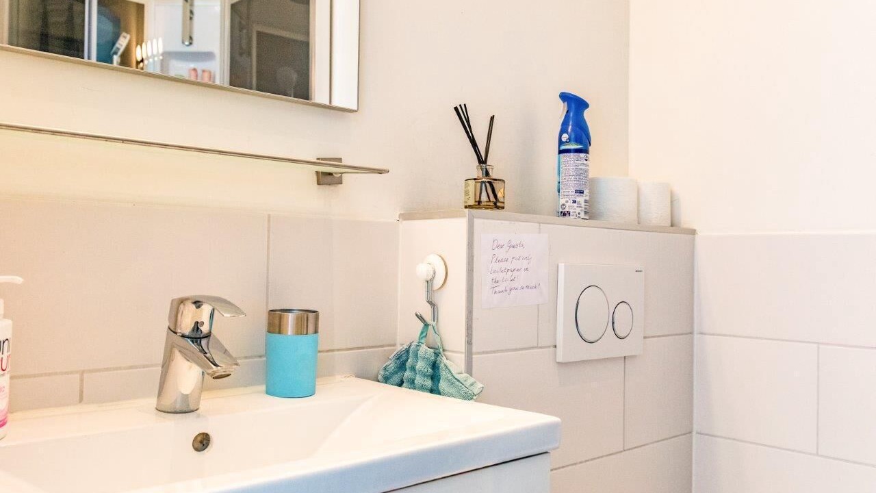 Photo of Bathroom in Hoofddorppleinbuurt