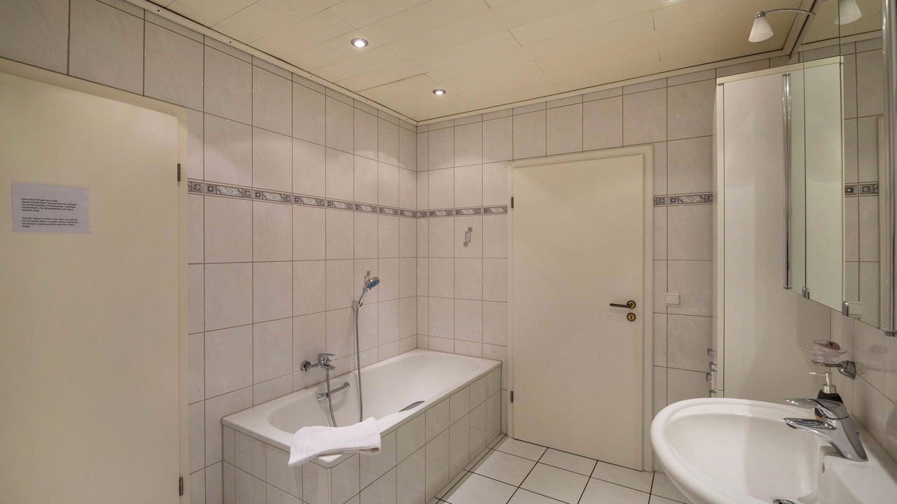 Photo of Bathroom in Overhagen