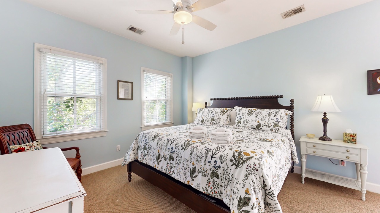 Photo of Bedroom in Harleston Village