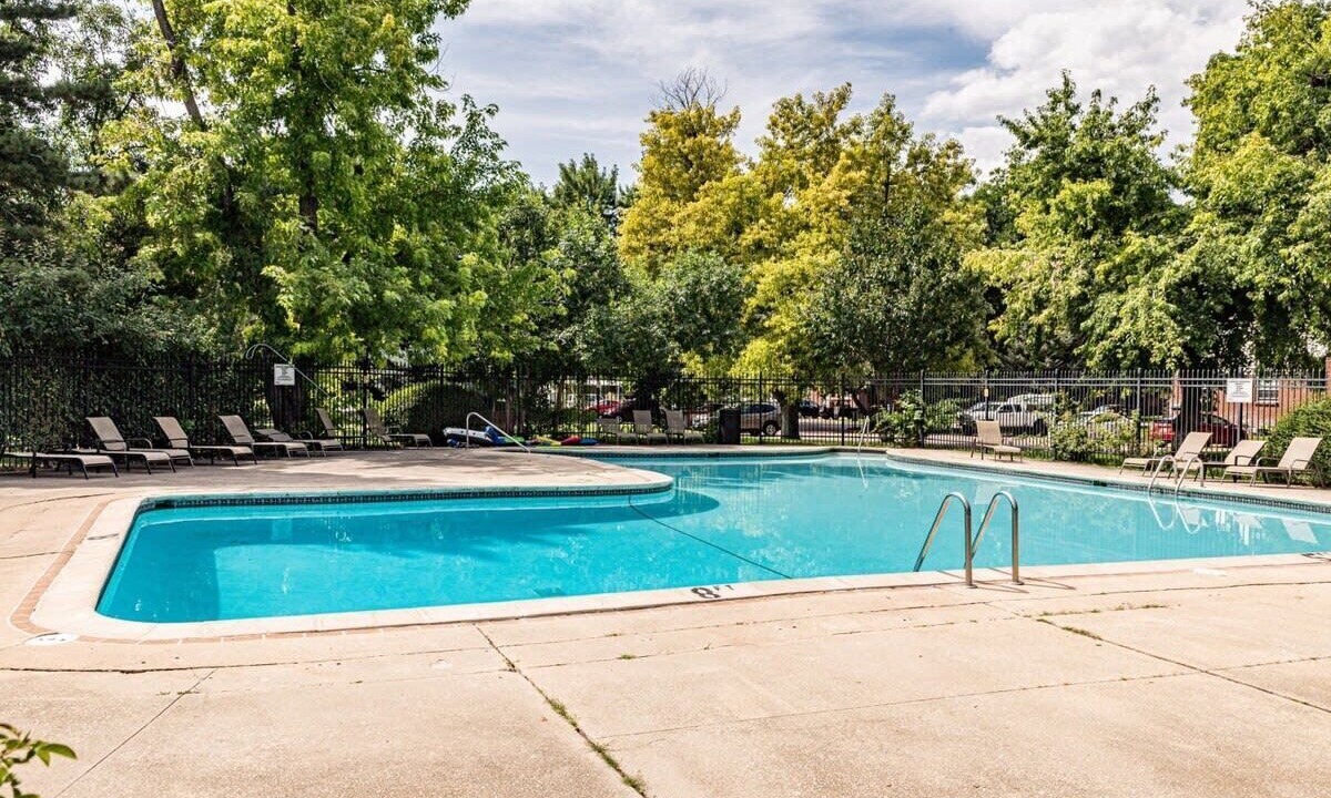 Photo of Outdoor in Glenwood Grove - North Iris