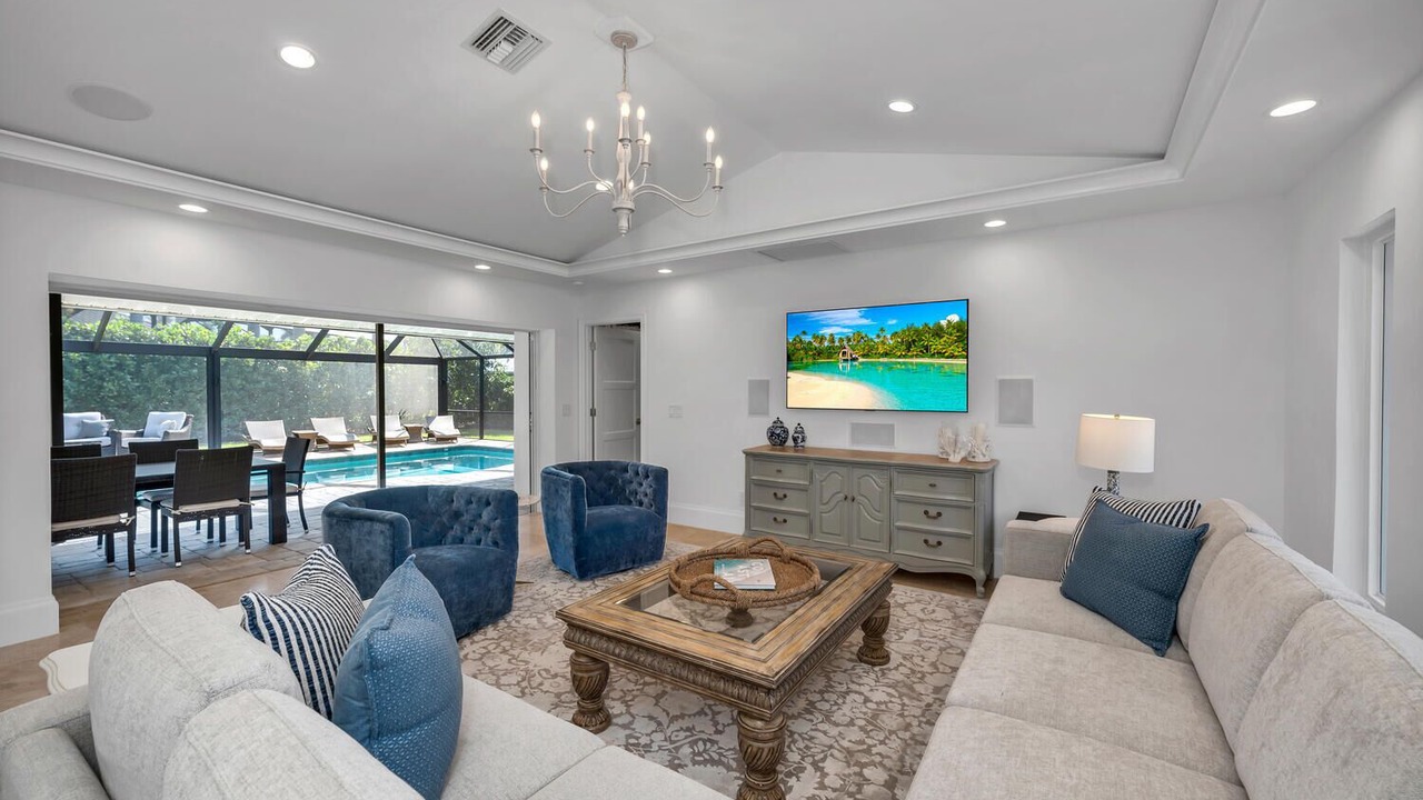 Photo of Livingroom in Park Shore