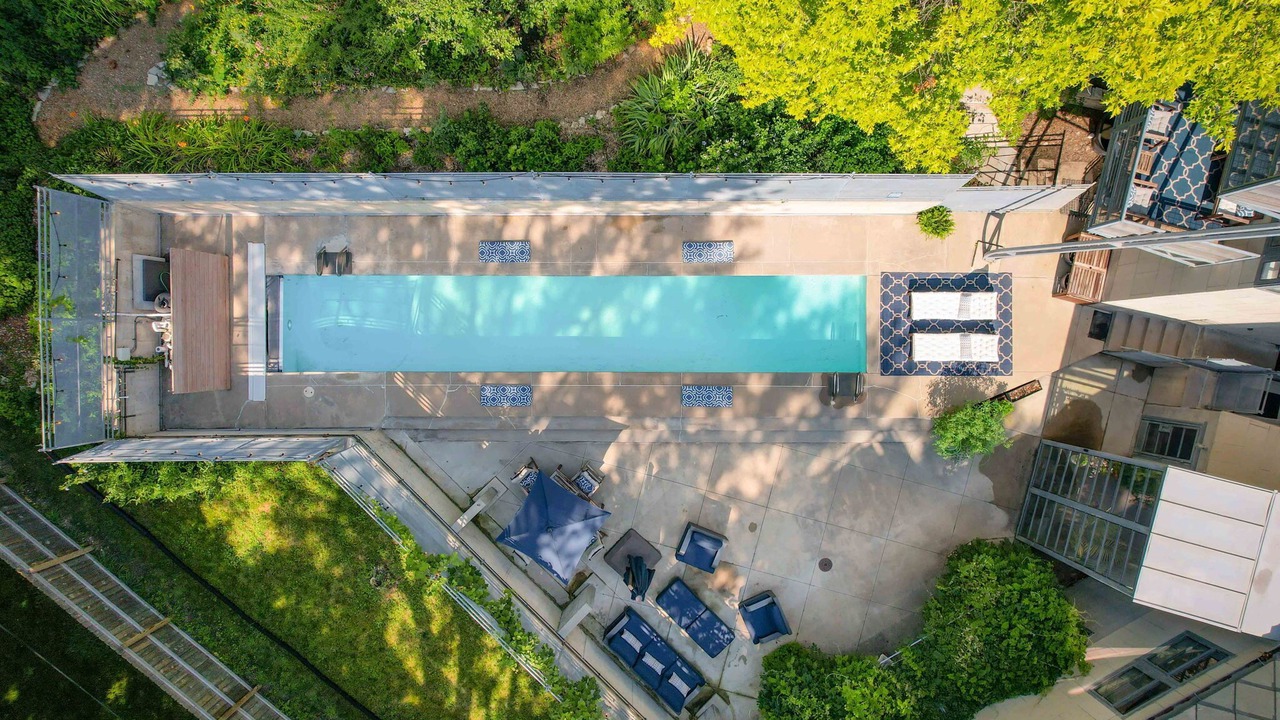 Photo of Outdoor in Lawrence
