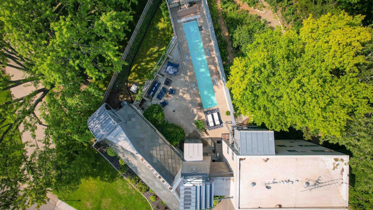 Photo of Outdoor in Lawrence
