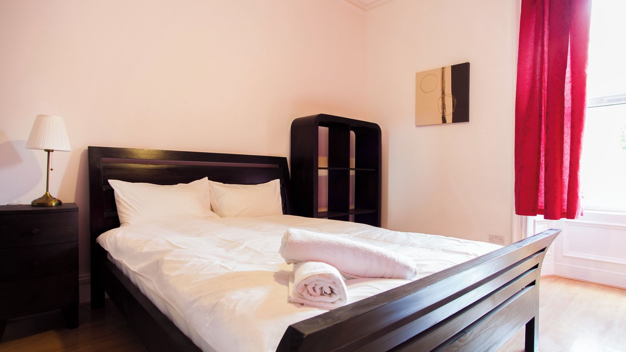Photo of Bedroom in Newington