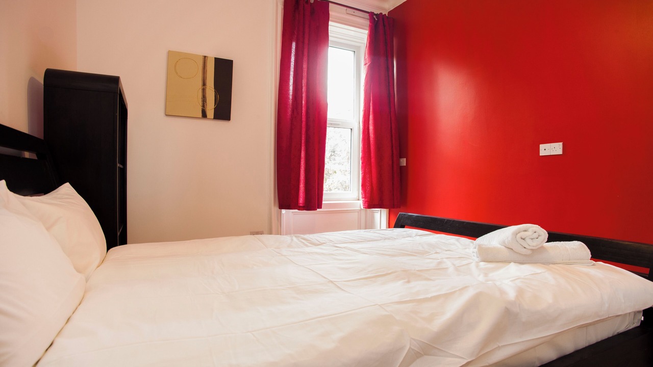Photo of Bedroom in Newington