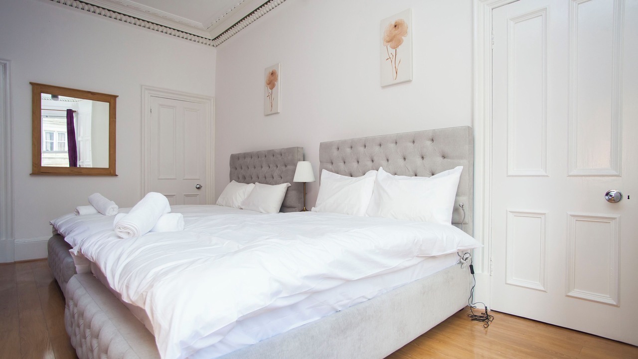Photo of Bedroom in Newington