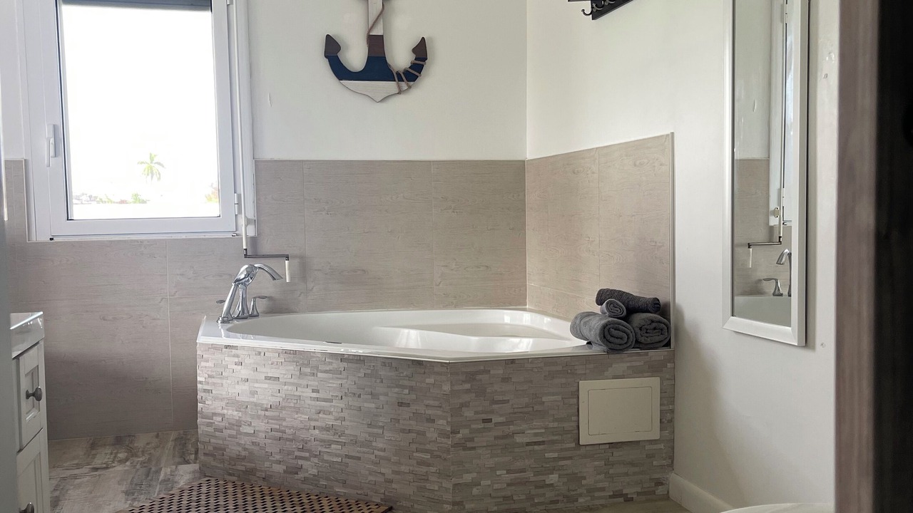 Photo of Bathroom in Bahamas Terrace