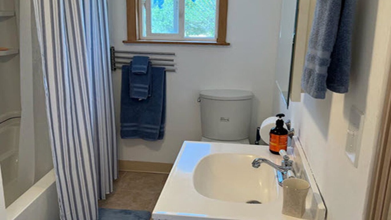 Photo of Bathroom in Gulnare